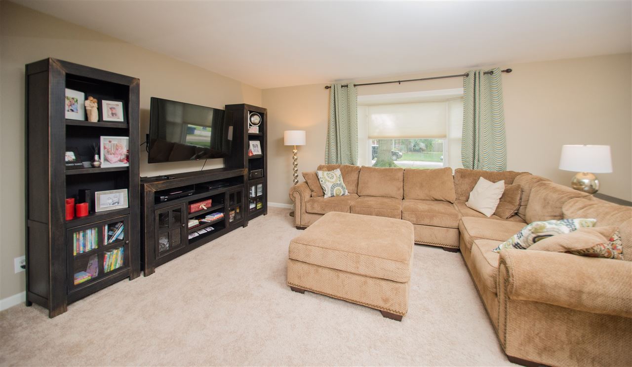 4588 Stonegate Dr, Newburgh, IN 47630 photo 7