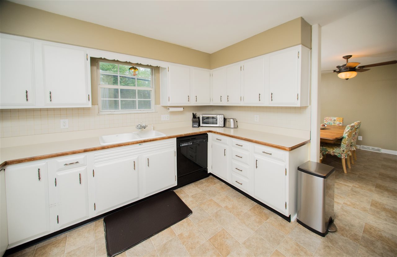 4588 Stonegate Dr, Newburgh, IN 47630 photo 10