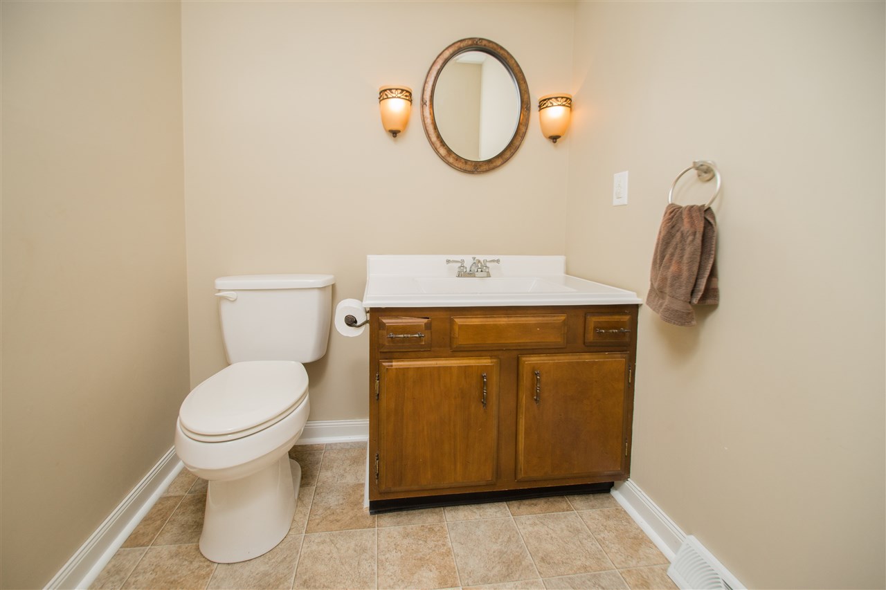 4588 Stonegate Dr, Newburgh, IN 47630 photo 18