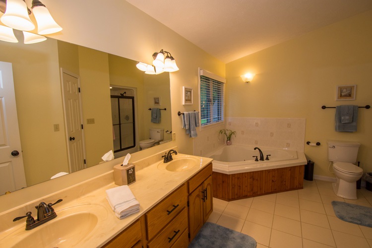 17111 Springwood Dr, Granger, IN 46530 photo 21