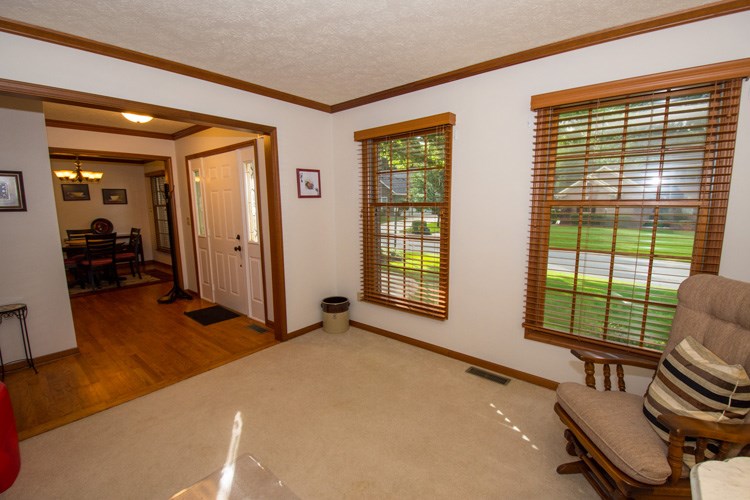 17111 Springwood Dr, Granger, IN 46530 photo 19