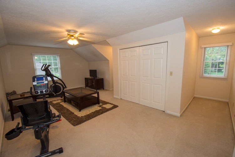 17111 Springwood Dr, Granger, IN 46530 photo 5