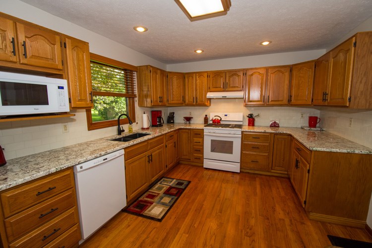 17111 Springwood Dr, Granger, IN 46530 photo 15