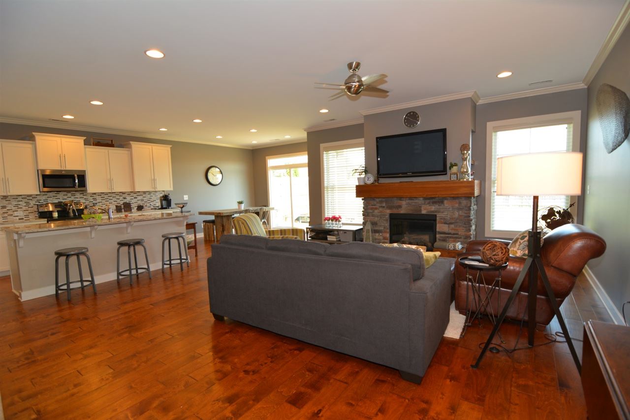 4524 Crimson Ct, Evansville, IN 47725 photo 4
