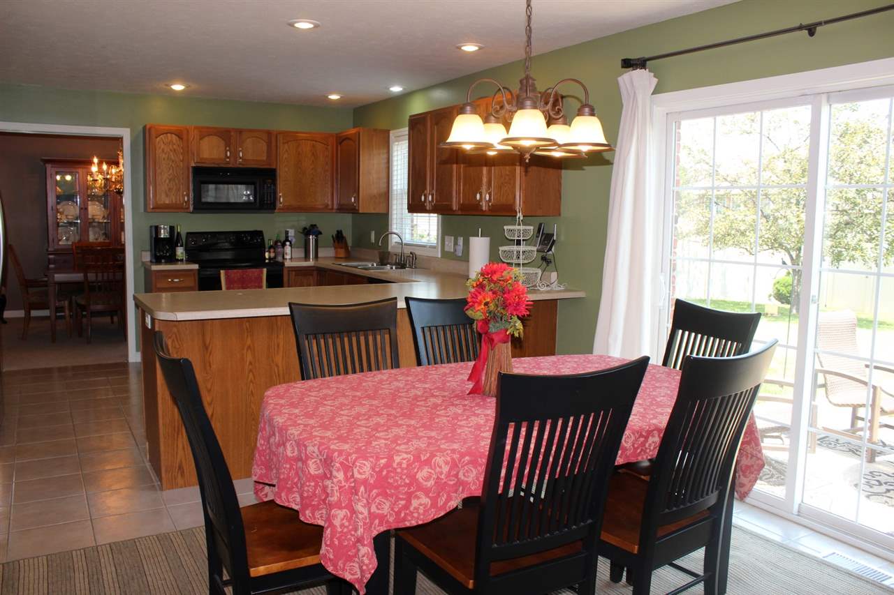 4720 Mansfield Dr, Newburgh, IN 47630 photo 5
