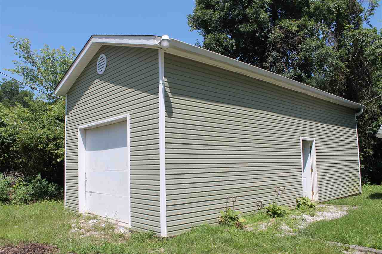 2665 Williams Rd, Bedford, IN 47421 photo 2