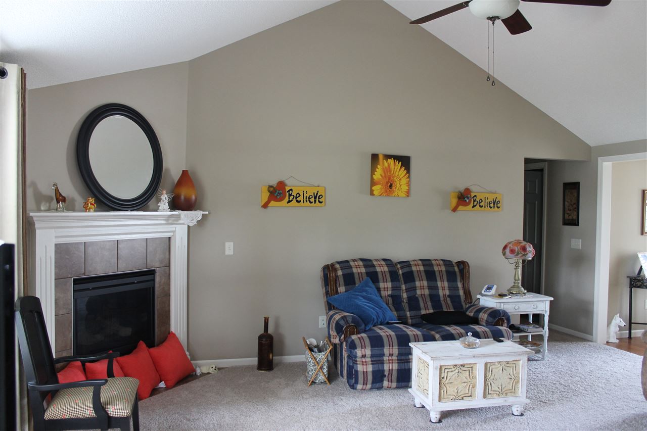 7182 Desdemona Xing, Fort Wayne, IN 46818 photo 2