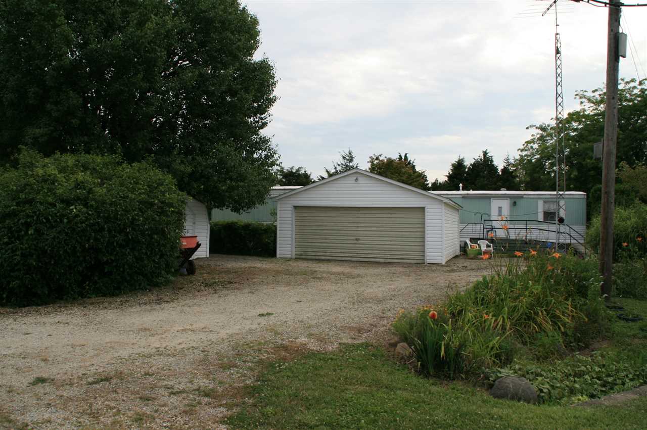 3232 S 550 E, Peru, IN 46970 photo 2