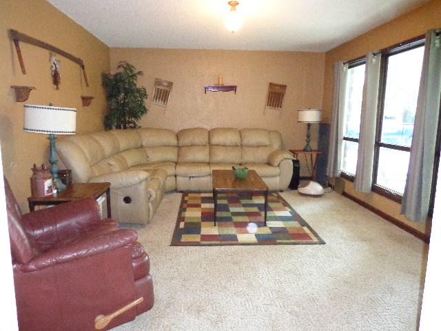 964 E Hollars Rd, Bloomfield, IN 47424 photo 2