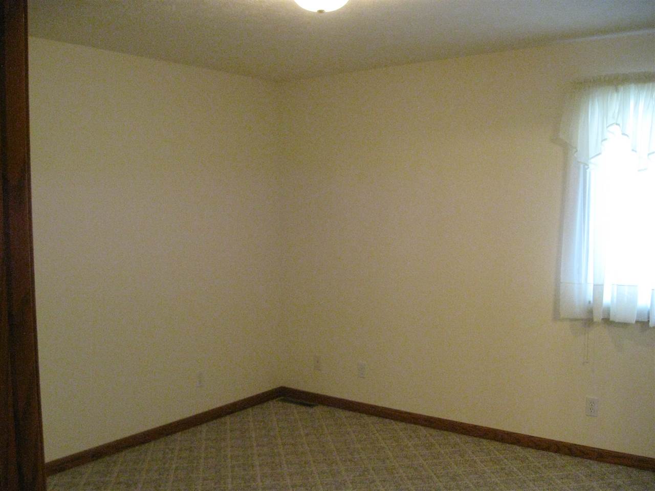 914 Echo Ln, Kokomo, IN 46902 photo 8