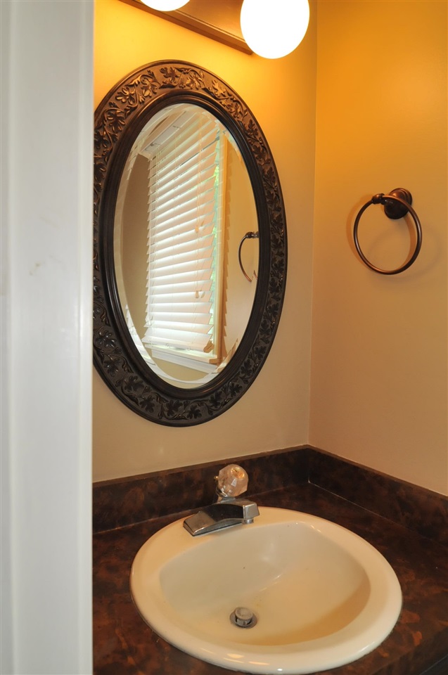 8732 Woodstream Dr, Fort Wayne, IN 46804 photo 11