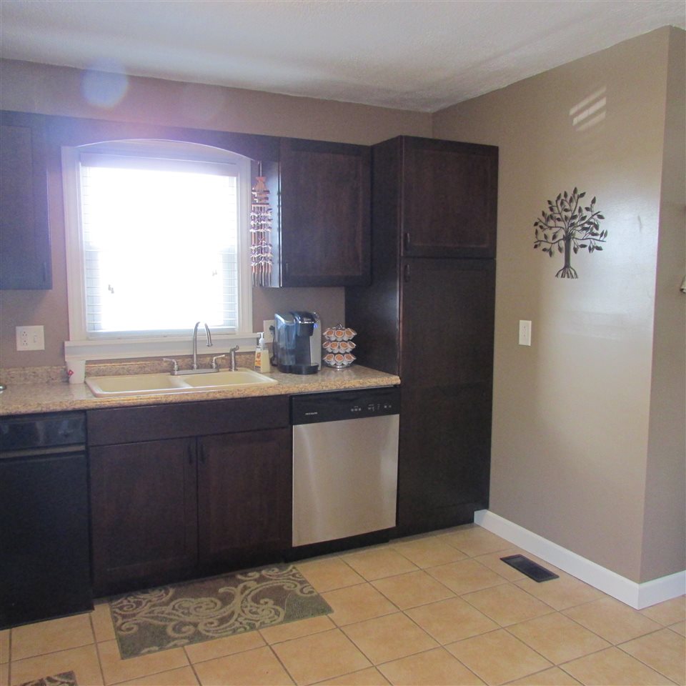 1012 N 1350 E, Greentown, IN 46936 photo 7