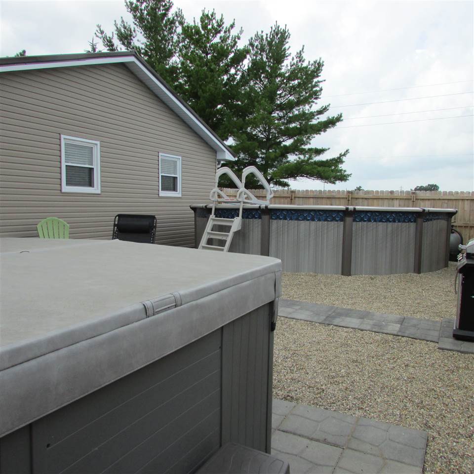 1012 N 1350 E, Greentown, IN 46936 photo 4