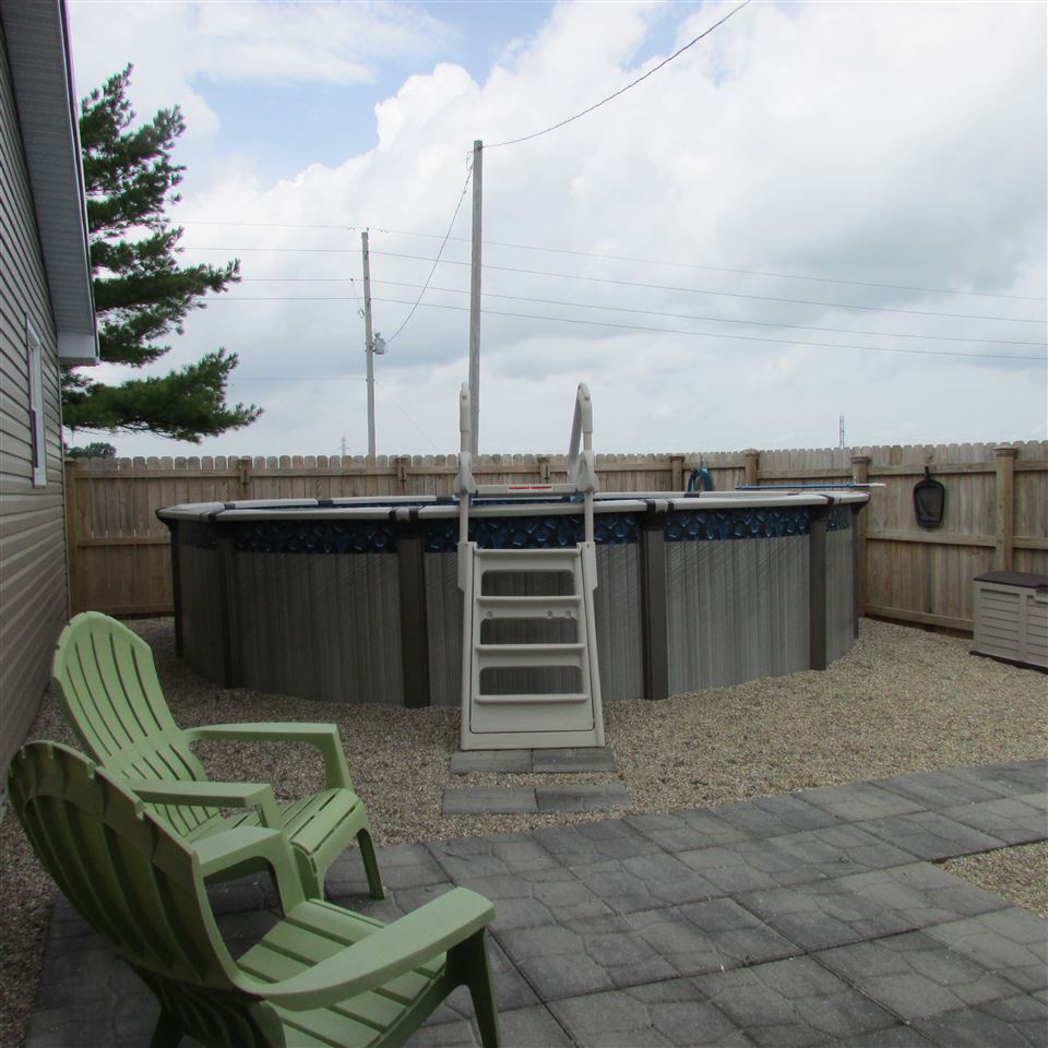 1012 N 1350 E, Greentown, IN 46936 photo 2