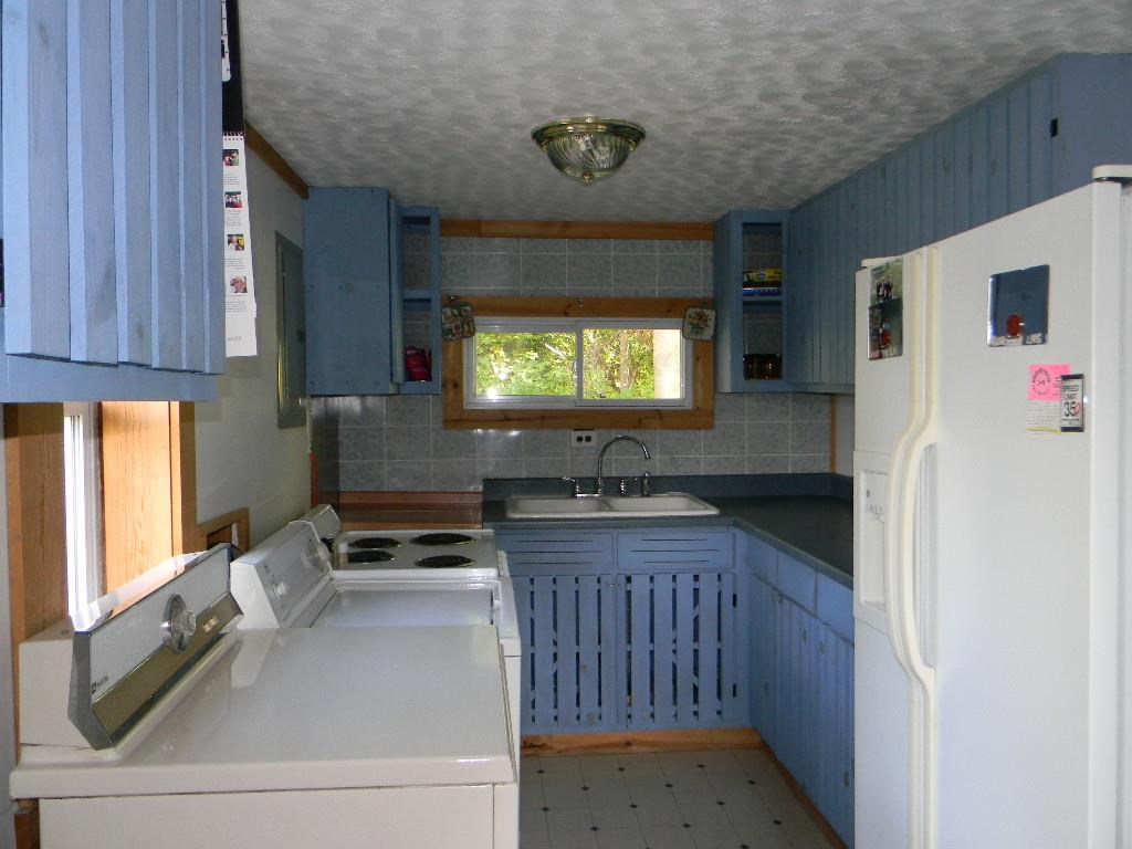 7075 S 200 E, Wolcottville, IN 46795 photo 13