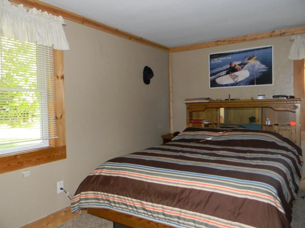 7075 S 200 E, Wolcottville, IN 46795 photo 19