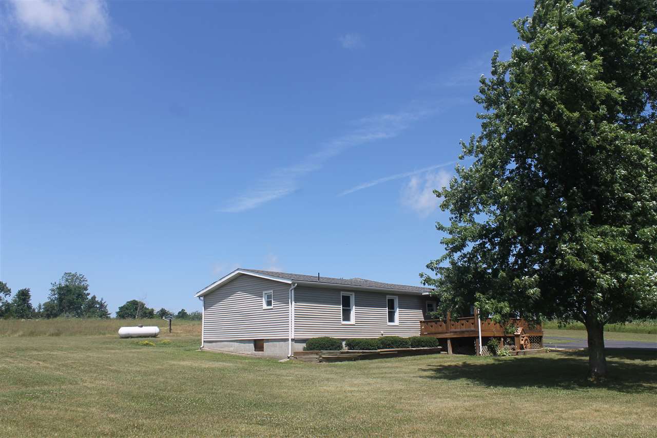 1023 N 800 E, Avilla, IN 46710 photo 2