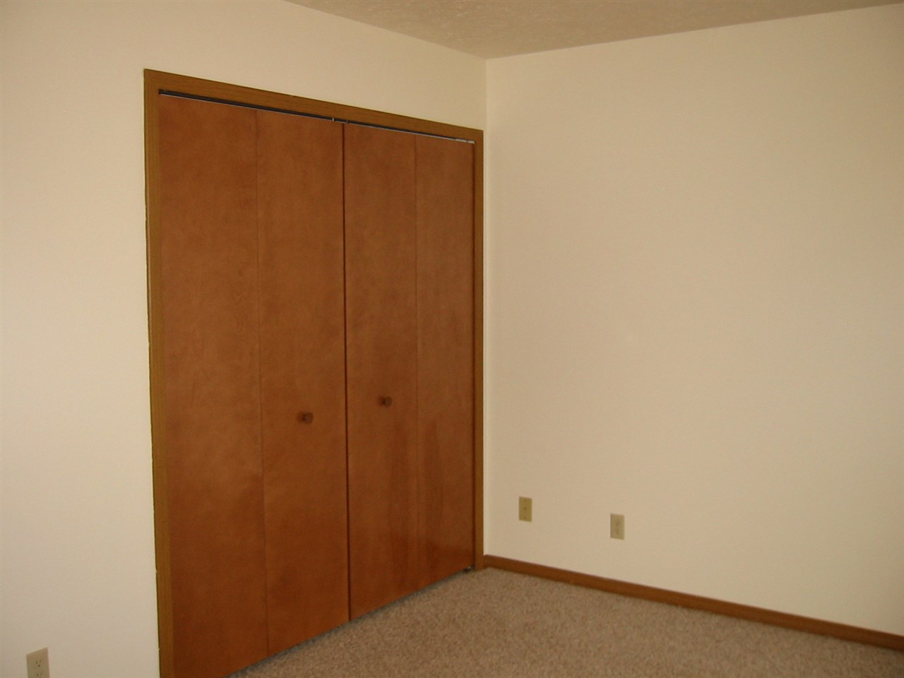 424 Oatfield Ln, Goshen, IN 46526 photo 17