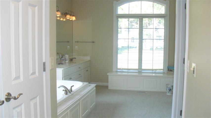 804 N Long Dr, Syracuse, IN 46567 photo 13