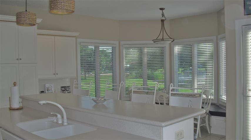 804 N Long Dr, Syracuse, IN 46567 photo 2