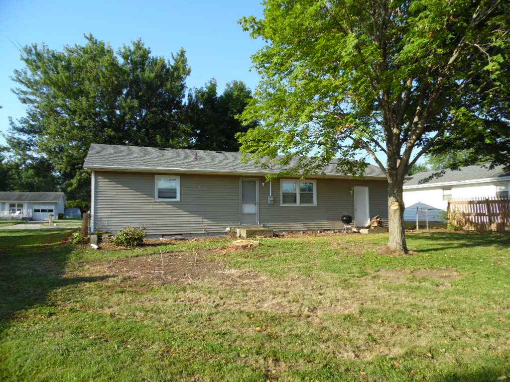 607 Millside Ct, Ossian, IN 46777 photo 4
