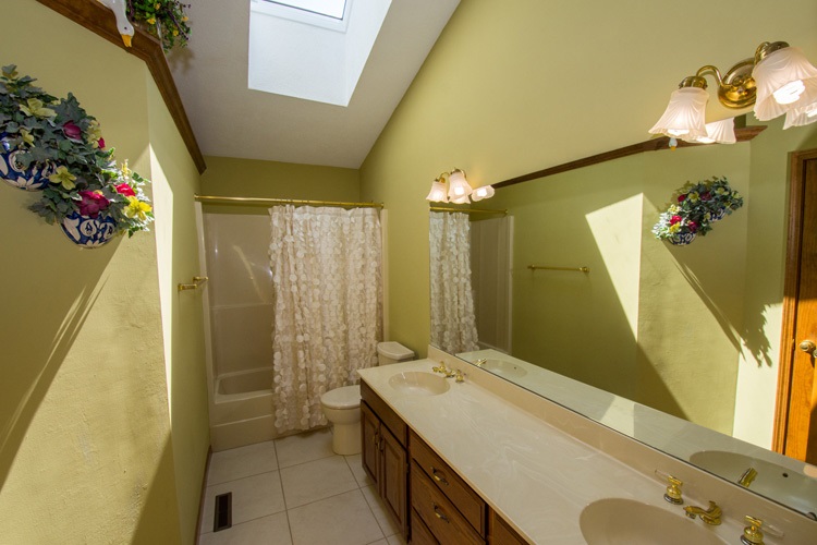 51700 Bluffside Ct, Granger, IN 46530 photo 24