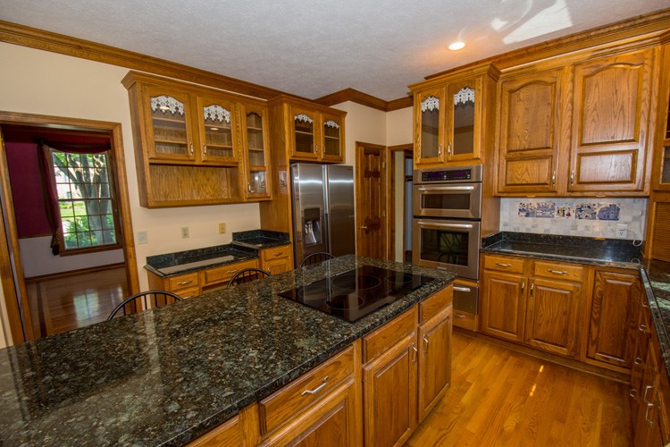 51700 Bluffside Ct, Granger, IN 46530 photo 14