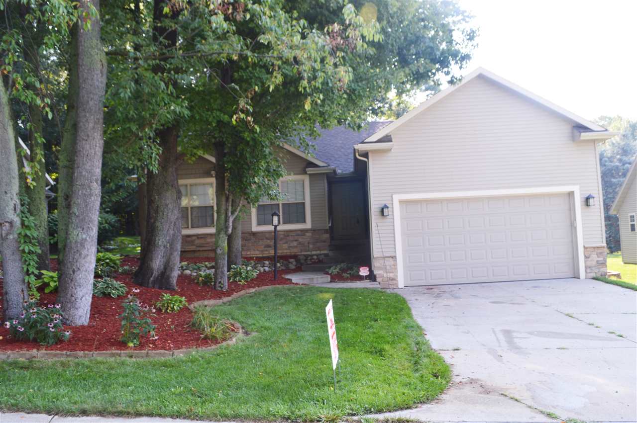 53094 Wildlife Dr, South Bend, IN 46628 photo 1