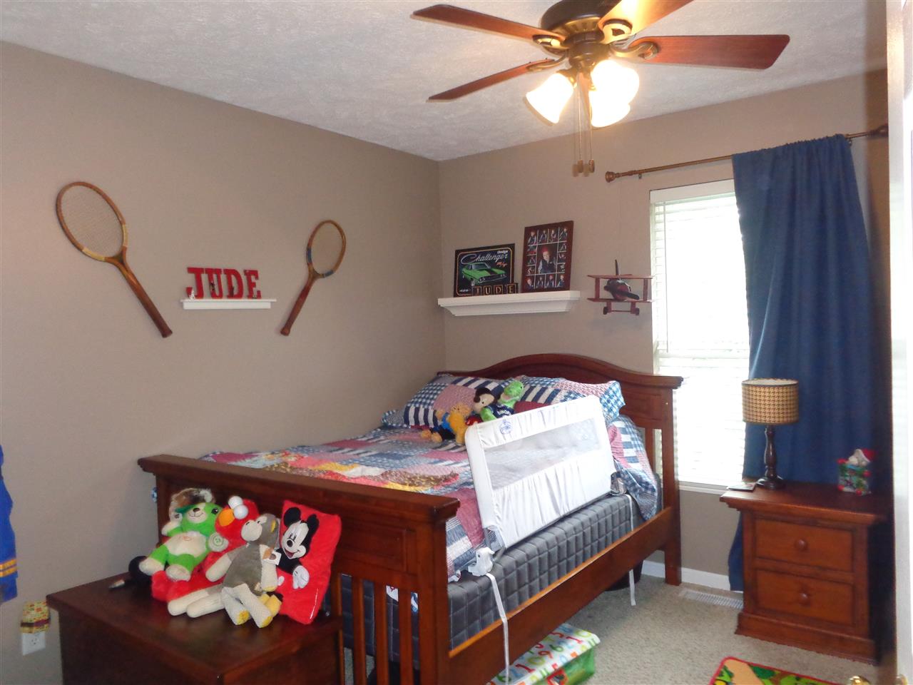 3821 Kennesaw Dr, Evansville, IN 47725 photo 13