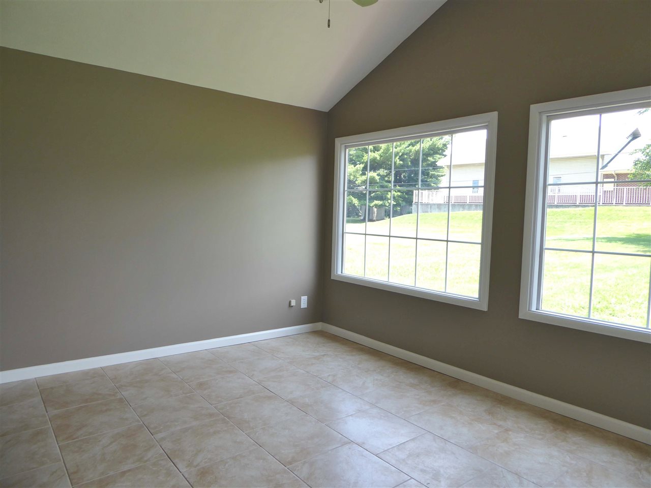2614 Howard Dr, Jasper, IN 47546 photo 12