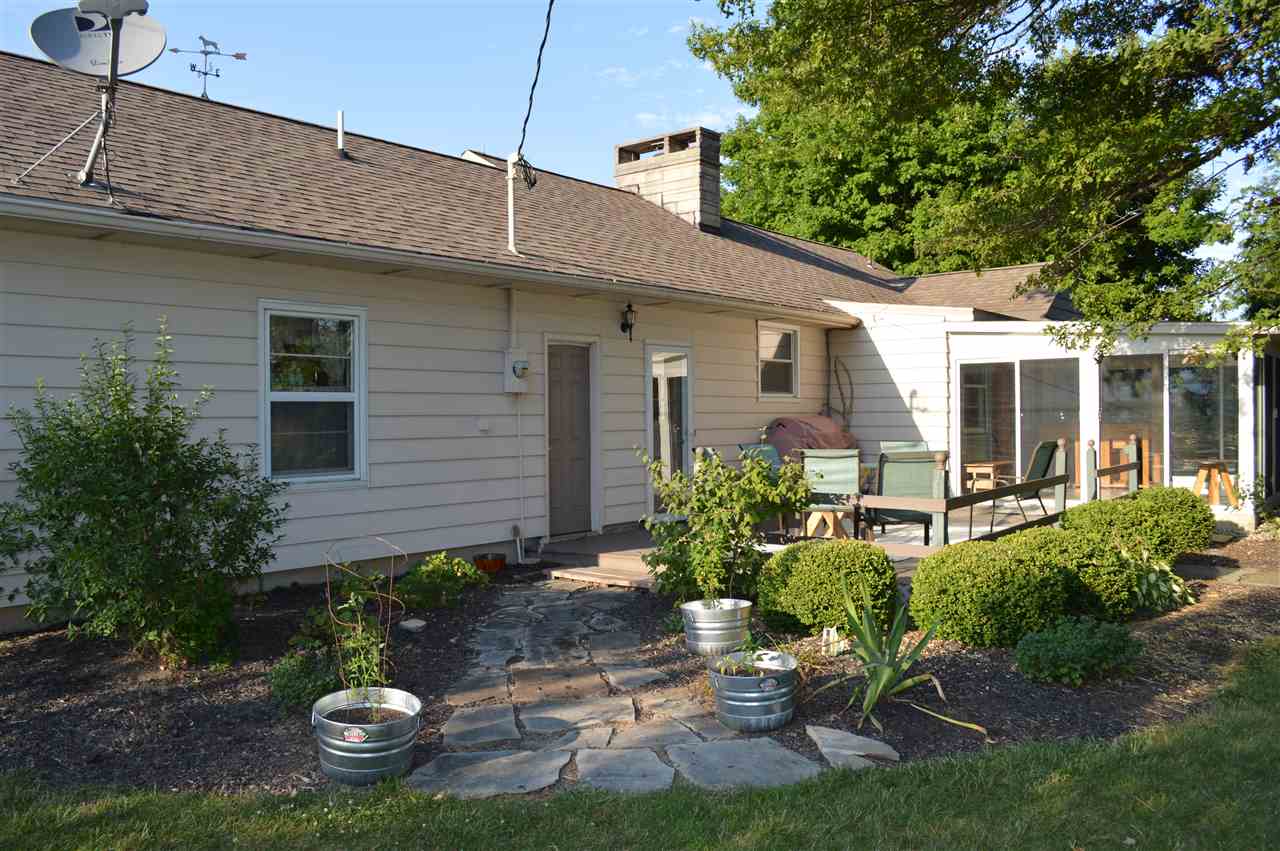 8714 Hoagland Rd, Hoagland, IN 46745 photo 2
