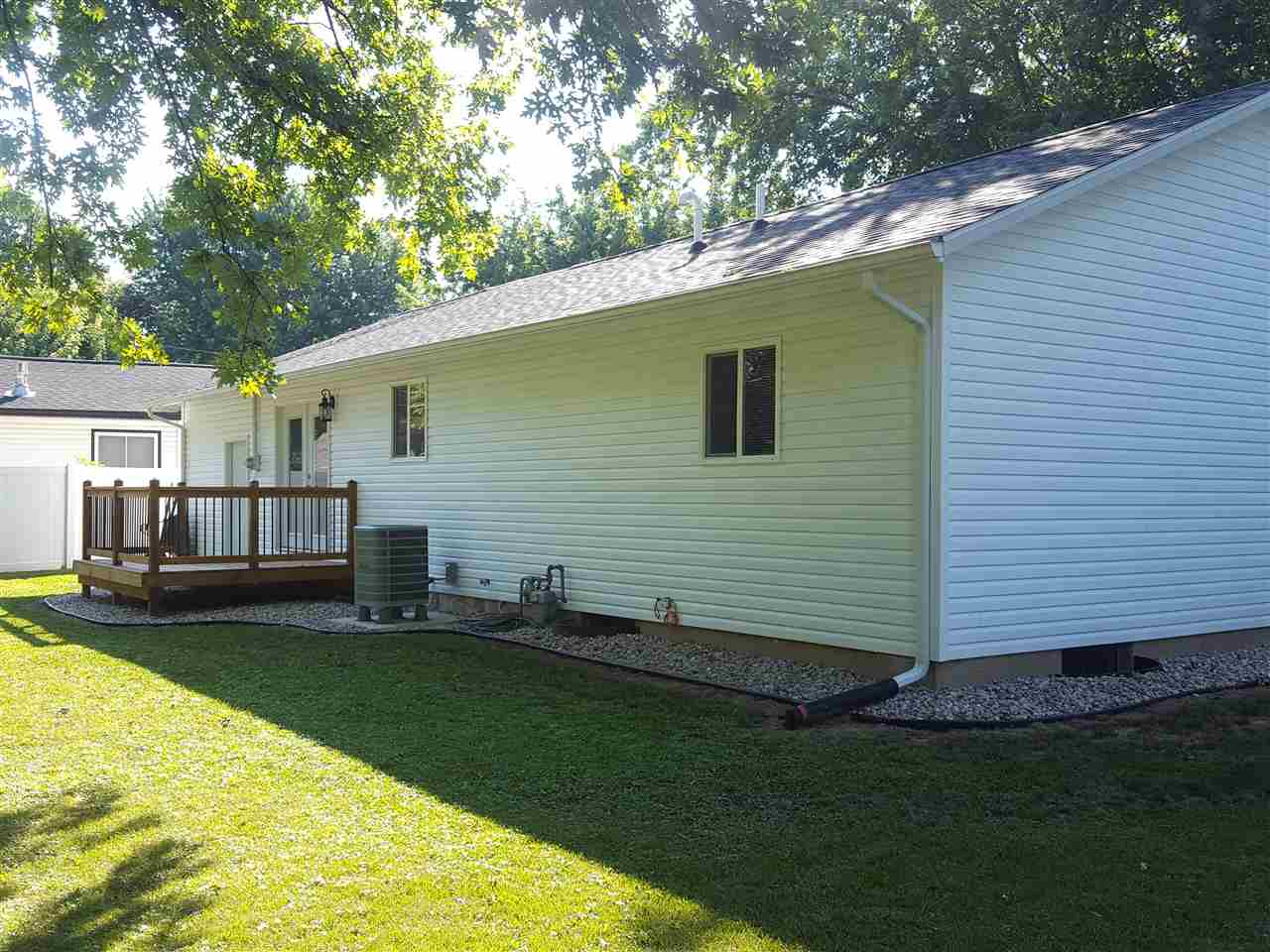 607 N Lenfesty Ave, Marion, IN 46952 photo 5