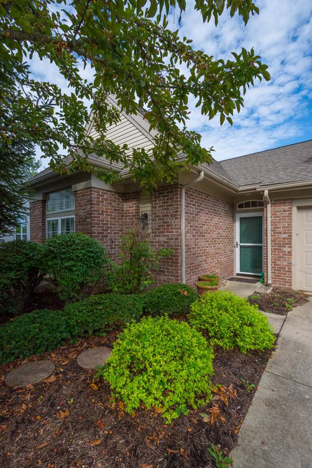 771 E Moss Creek Dr, Bloomington, IN 47401 photo 2