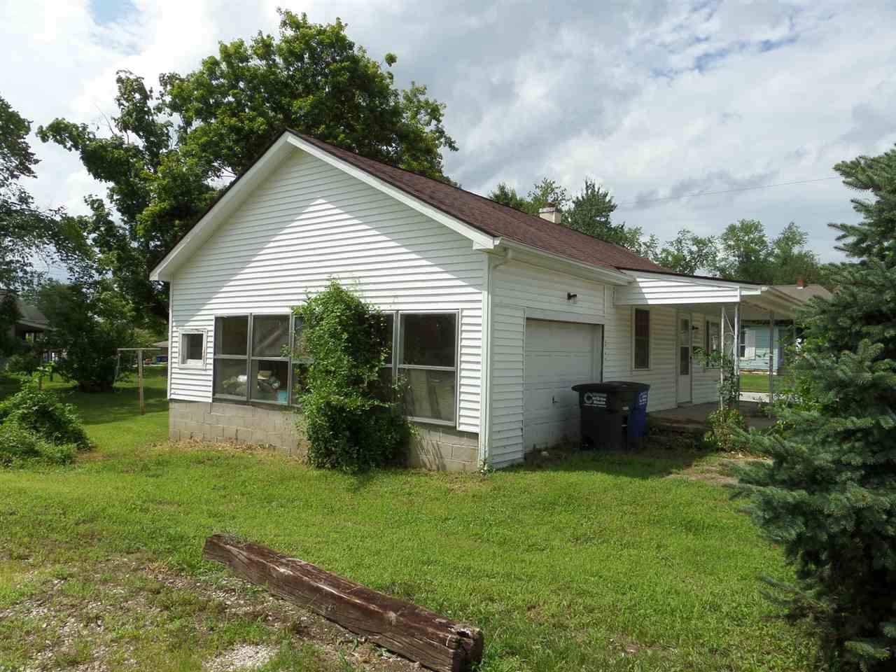 701 T St, Bedford, IN 47421 photo 14