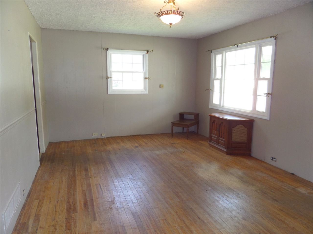 701 T St, Bedford, IN 47421 photo 2