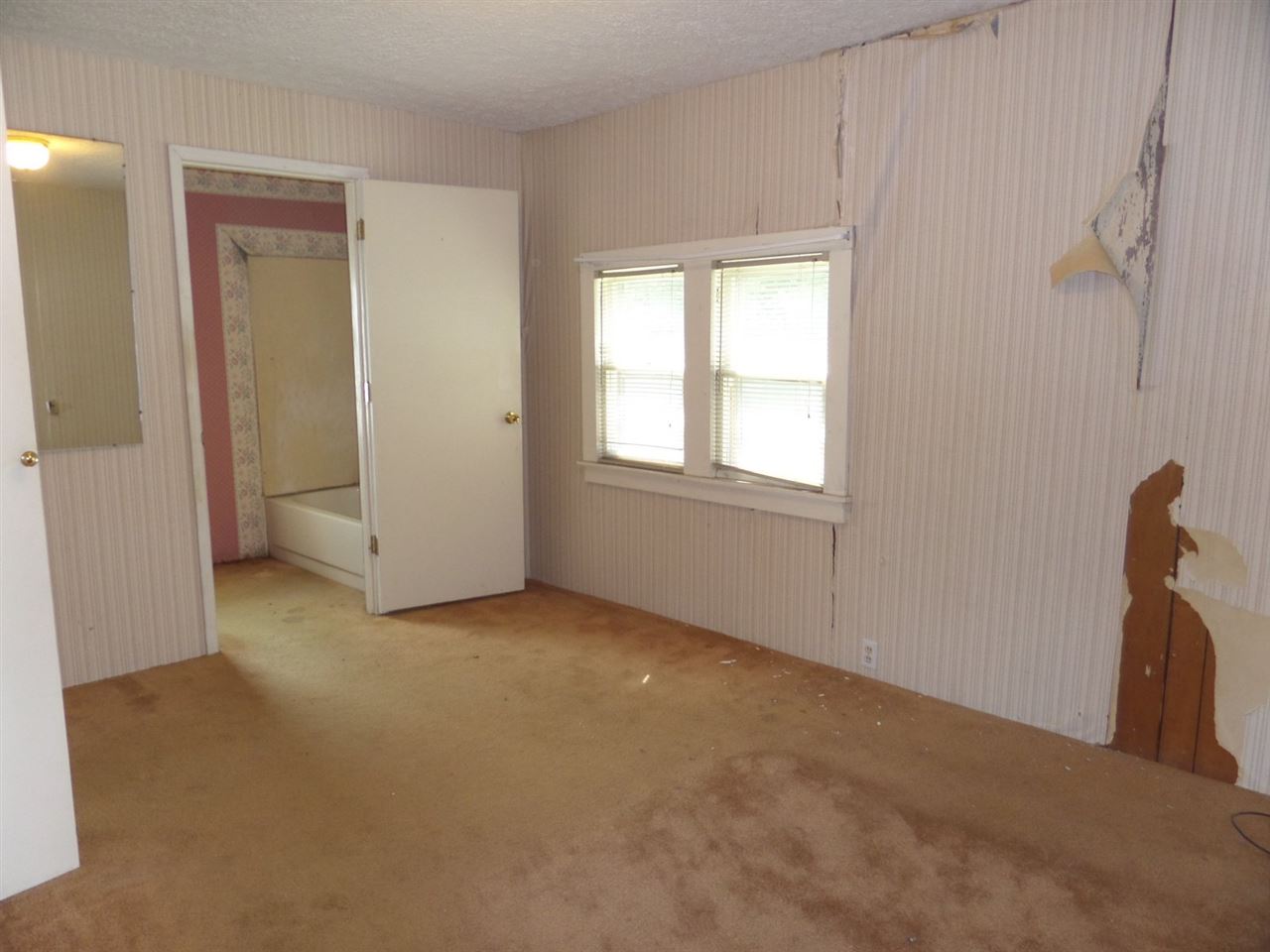 701 T St, Bedford, IN 47421 photo 7