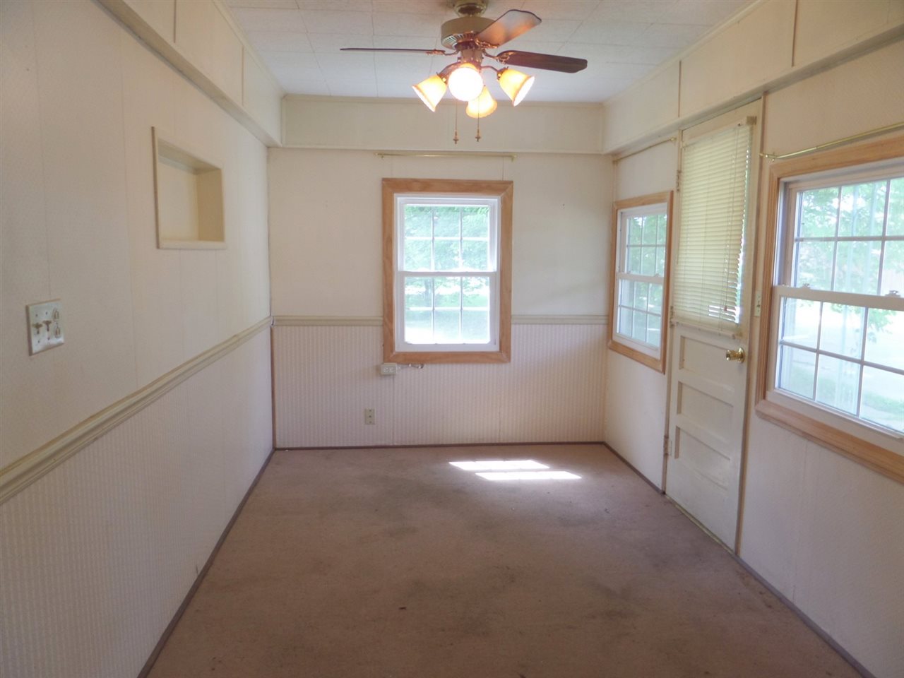 701 T St, Bedford, IN 47421 photo 6