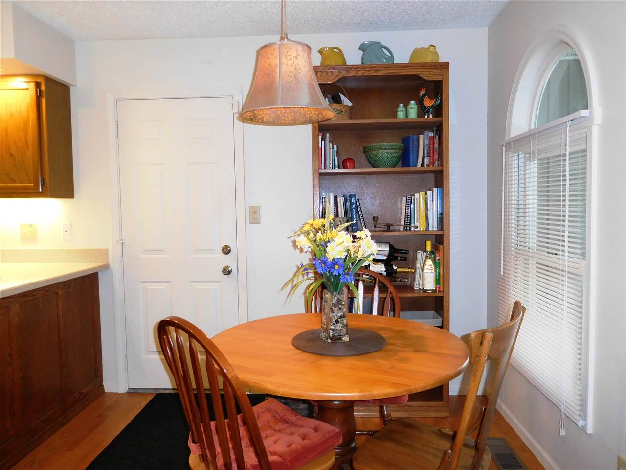 3907 S Laurel Ct, Bloomington, IN 47401 photo 17