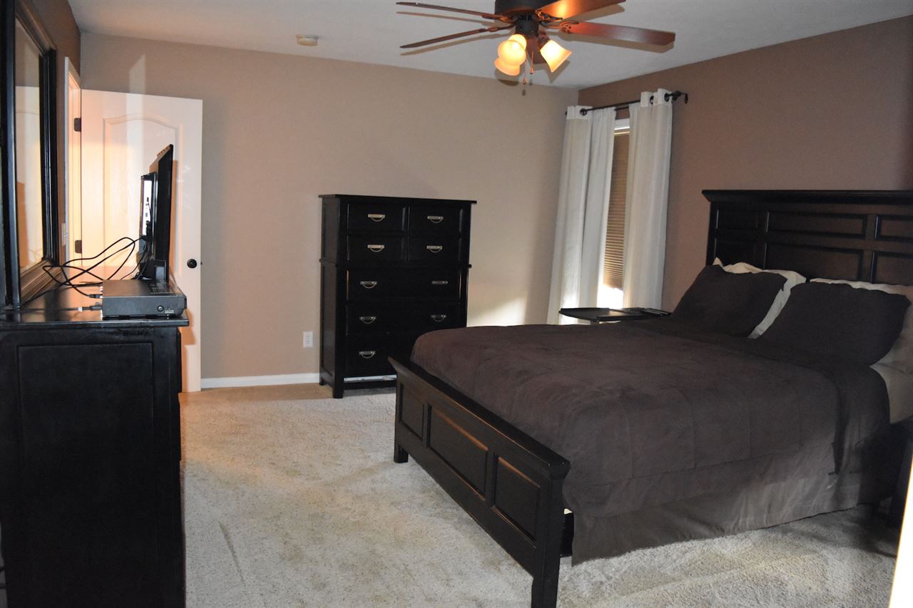 2617 Aruba Ct, Evansville, IN 47725 photo 7