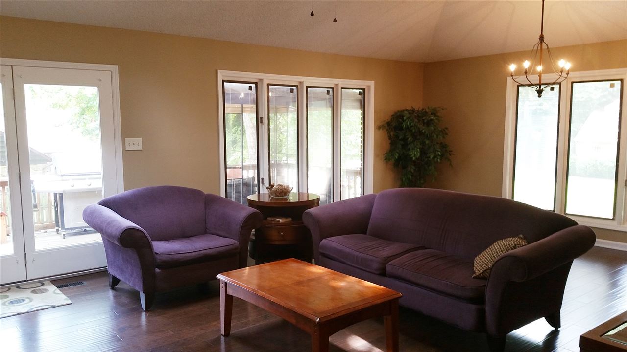 6545 Green Hill Dr, Evansville, IN 47711 photo 10