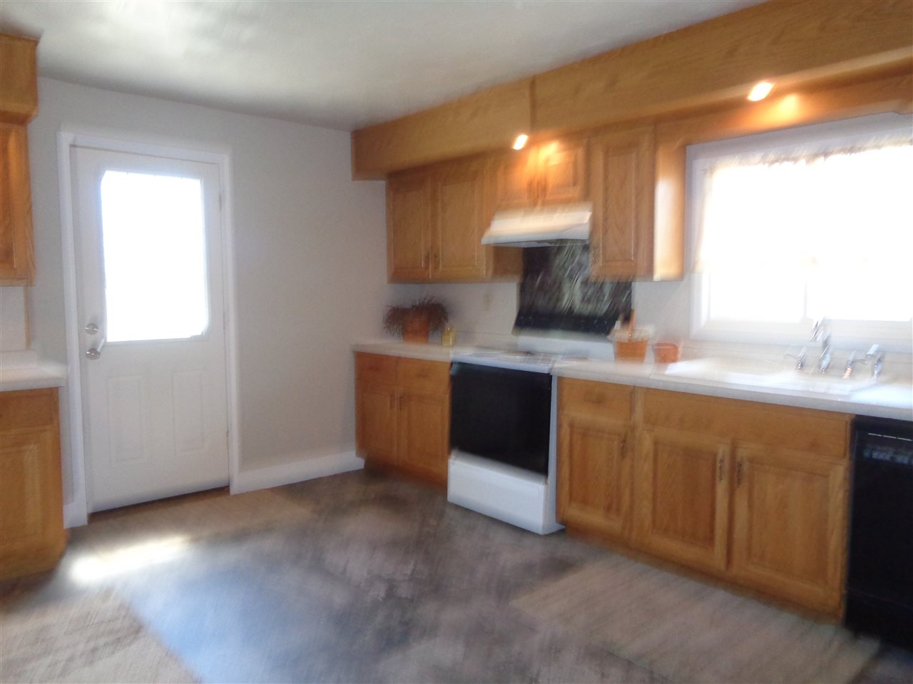 5735 E Highway 20, Lagrange, IN 46761 photo 3