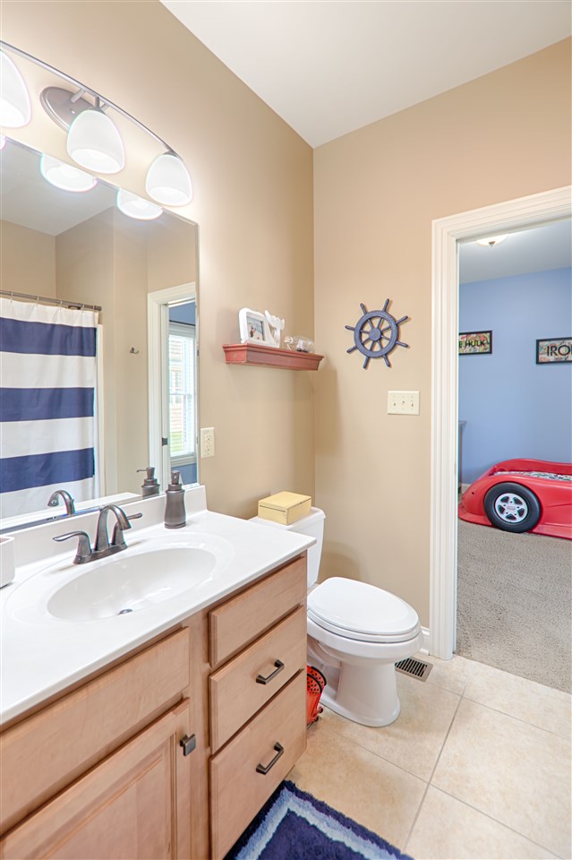 4655 Fieldcrest Place Cir, Newburgh, IN 47630 photo 25