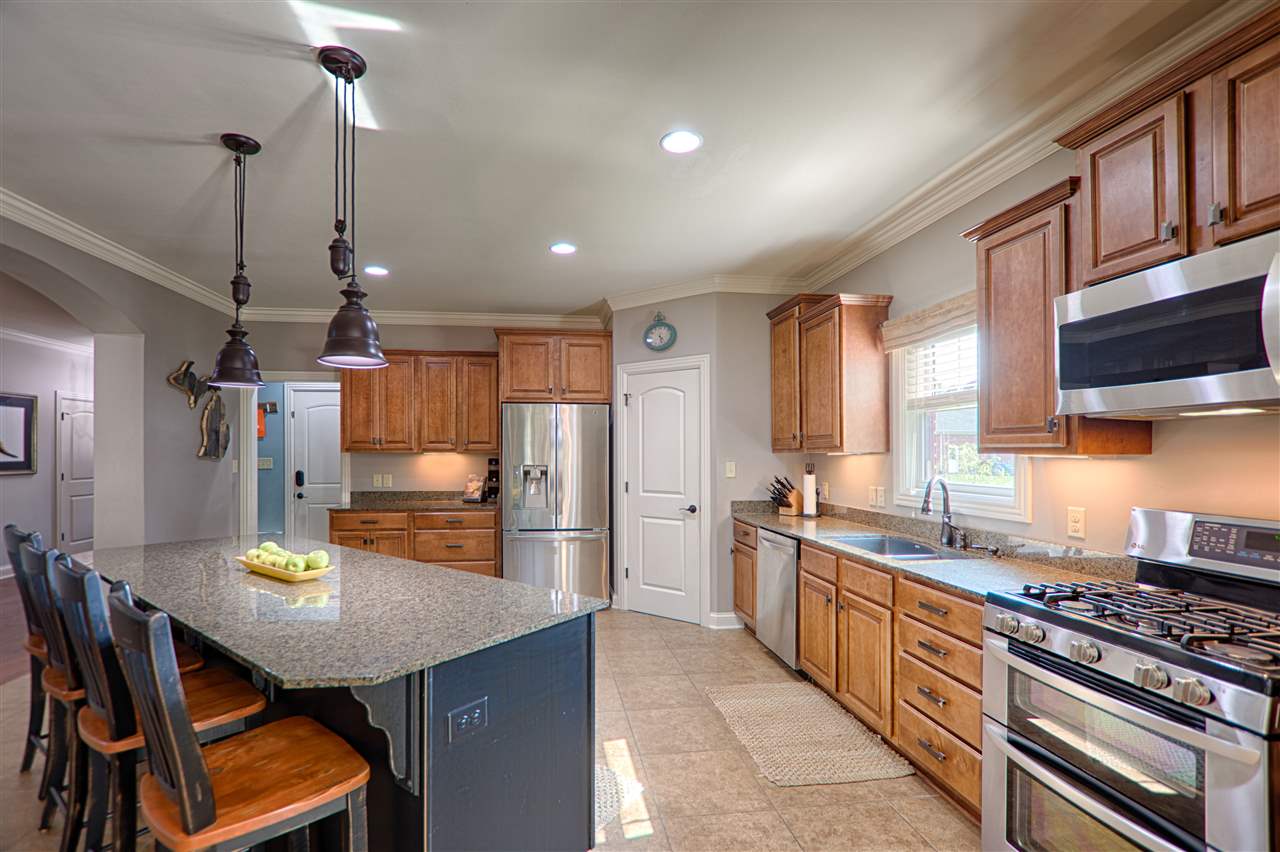 4655 Fieldcrest Place Cir, Newburgh, IN 47630 photo 10