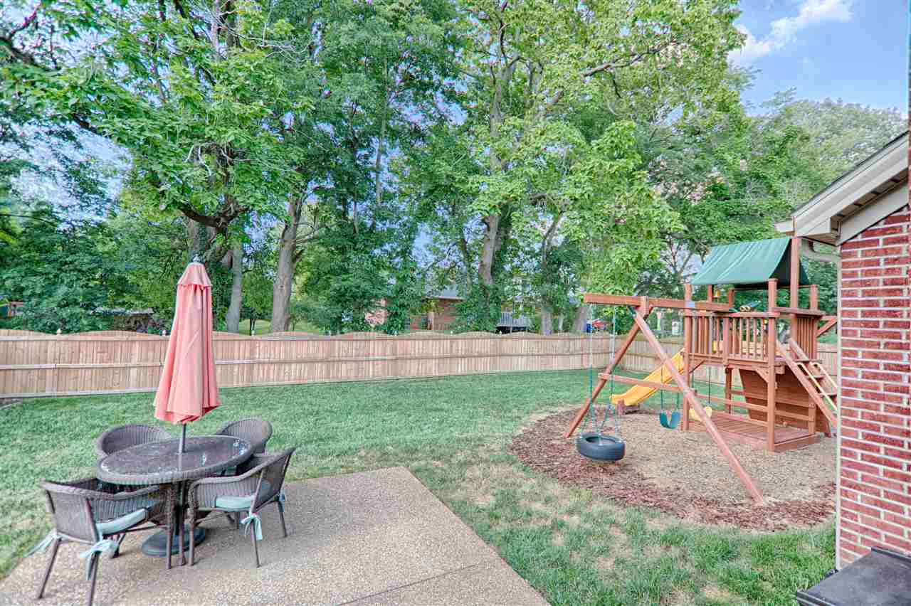 4655 Fieldcrest Place Cir, Newburgh, IN 47630 photo 30