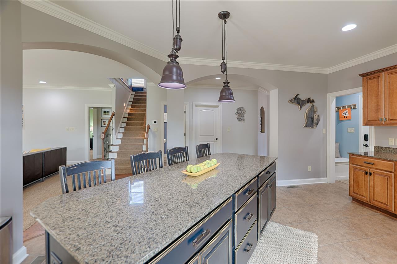 4655 Fieldcrest Place Cir, Newburgh, IN 47630 photo 11