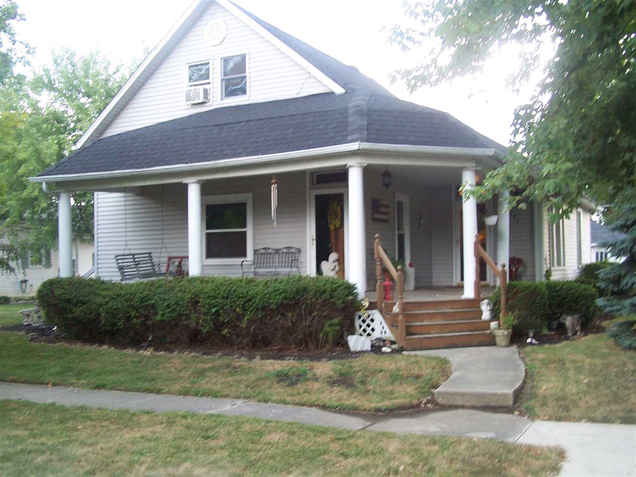 185 E Jackson St, Monroe, IN 46772 photo 1