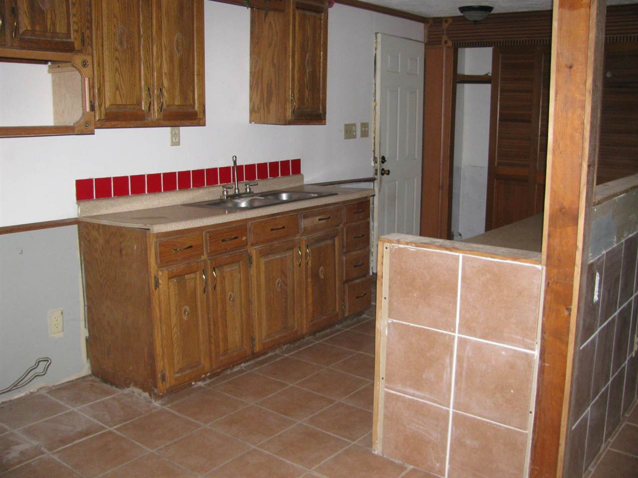 9050 W 270 N, Shipshewana, IN 46565 photo 5