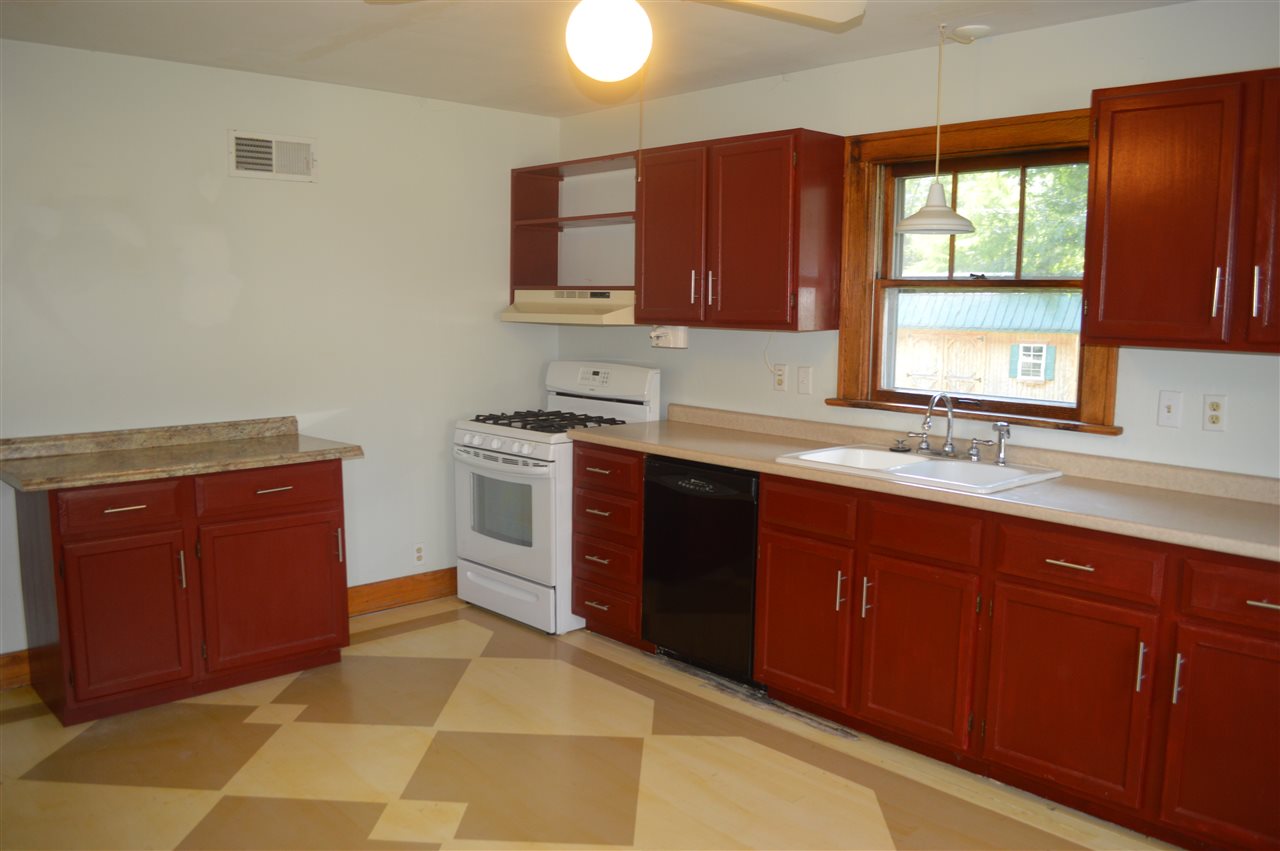 2729 V St, Bedford, IN 47421 photo 6