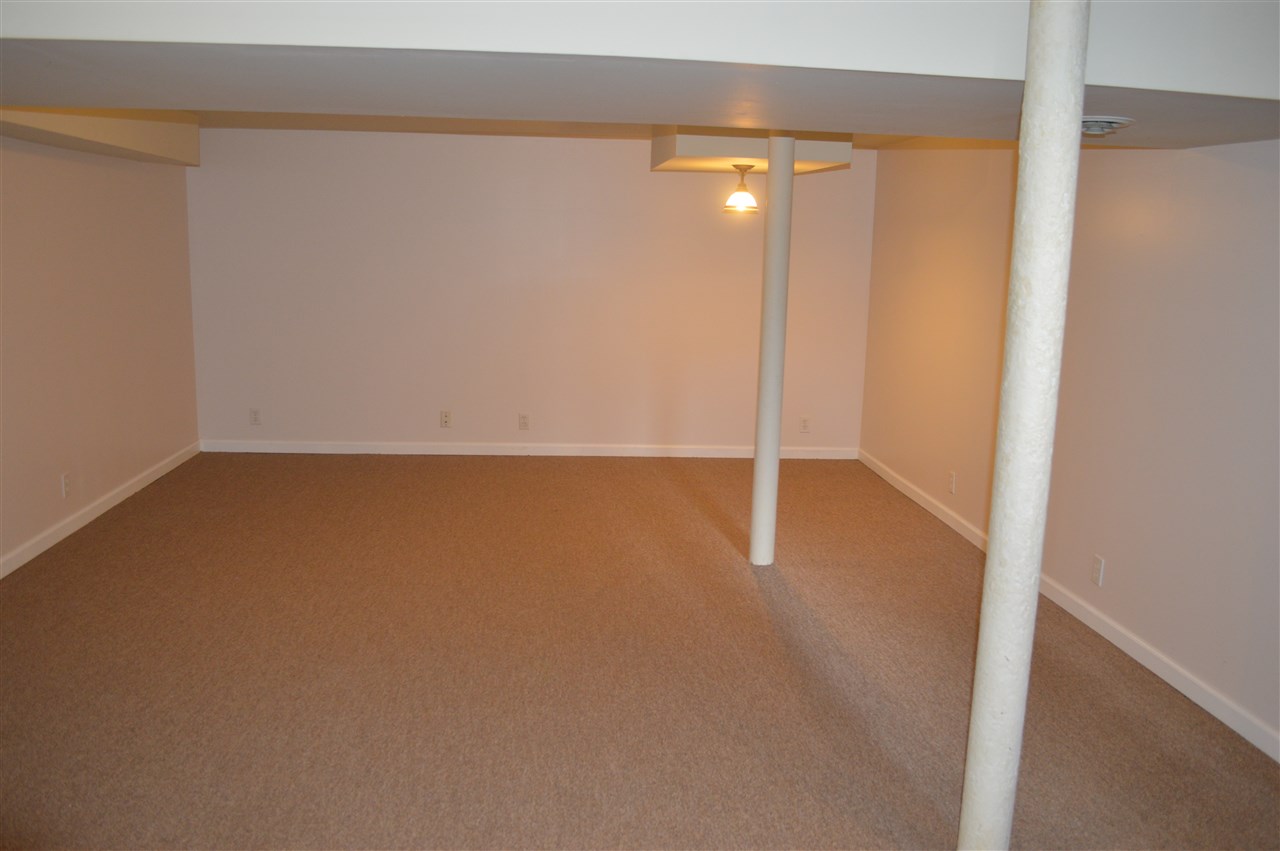 2729 V St, Bedford, IN 47421 photo 17
