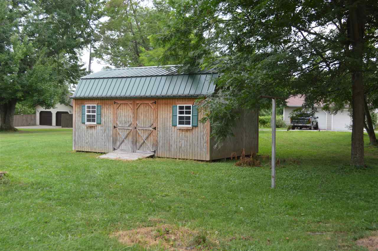2729 V St, Bedford, IN 47421 photo 3